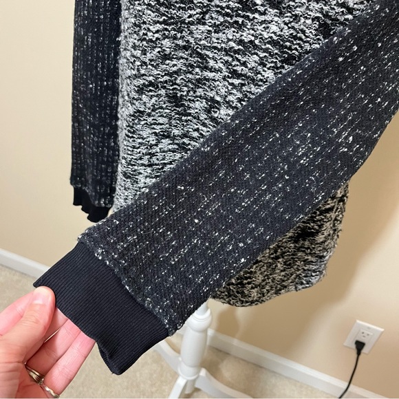 Lou & Grey Raglan Sleeve Grey and Black Sweater - Picture 4 of 11